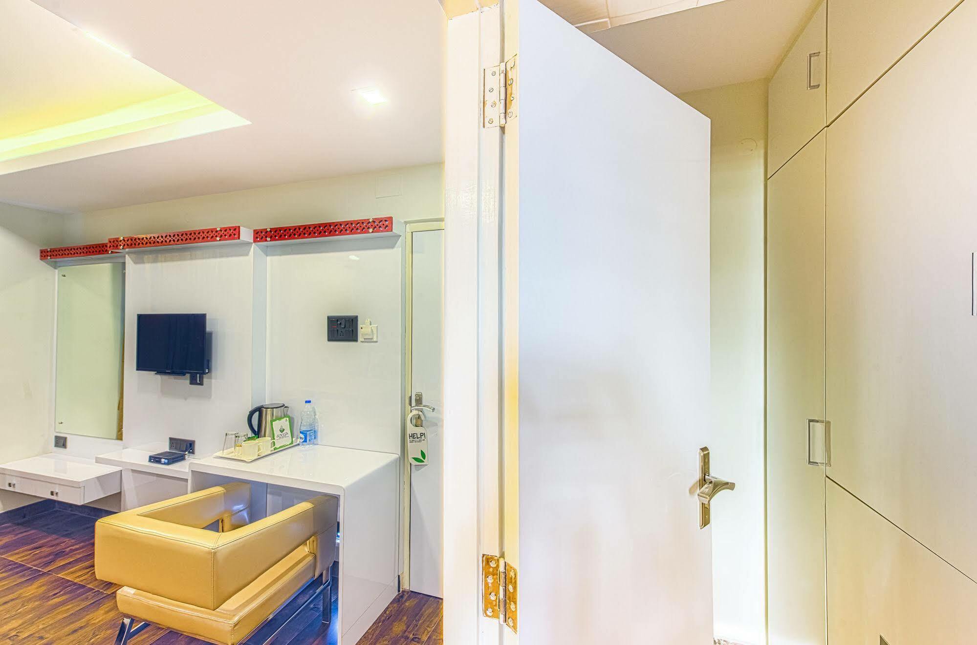 Hotel Treebo Orion Sapphire, Beck Bagan Kalkuta Zewnętrze zdjęcie